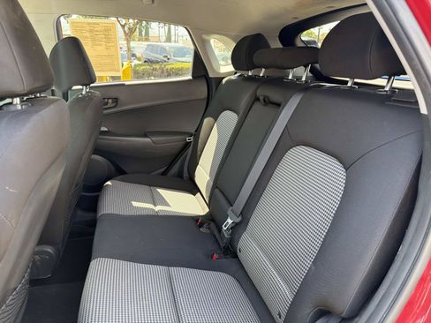 Used 2020 Hyundai Kona SEL FWD image 13