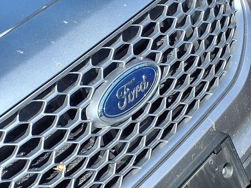 Used 2024 Ford Edge SEL image 27