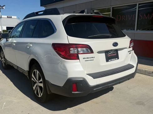 Used 2019 Subaru Outback 3.6R Limited w/ Popular Package #2 AWD/4WD image 4