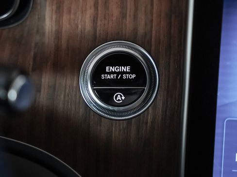 Certified 2023 Mercedes-Benz C 300 Sedan image 19