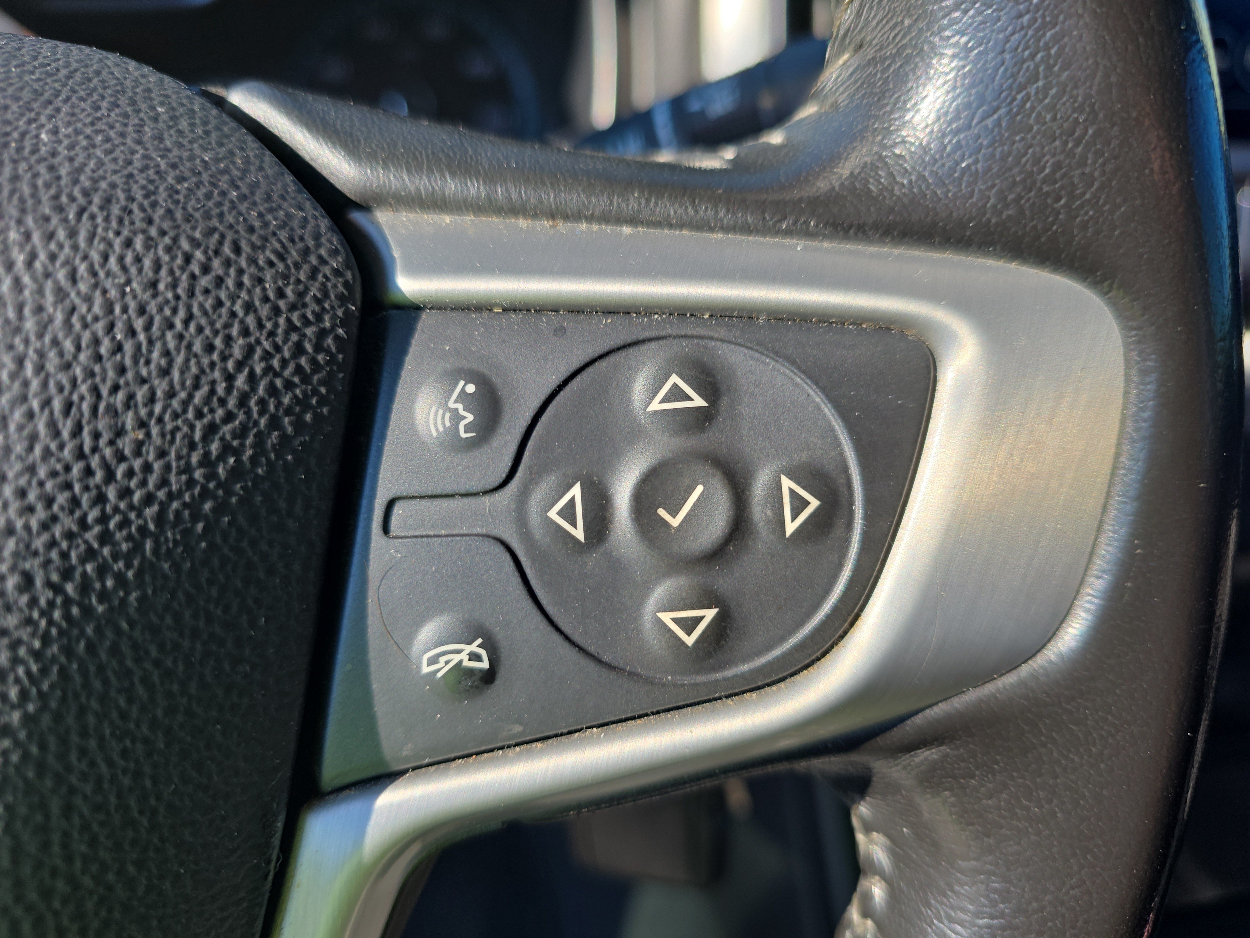 Used 2019 GMC Canyon SLE w/ SLE Convenience Package AWD/4WD image 25