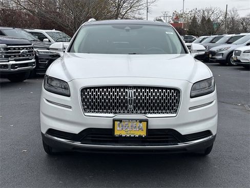 Certified 2022 Lincoln Nautilus Reserve image 2