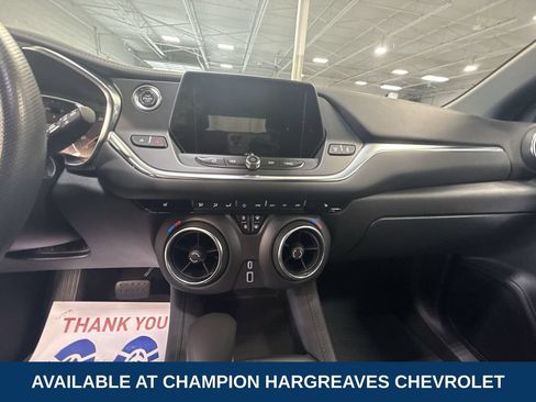 Used 2021 Chevrolet Blazer LT FWD image 14