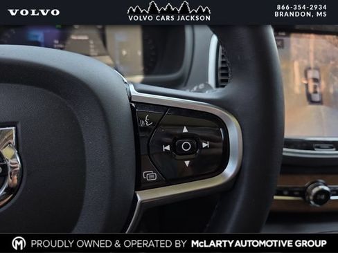 Used 2024 Volvo XC90 B5 Plus w/ Protection Package Premier AWD/4WD image 23