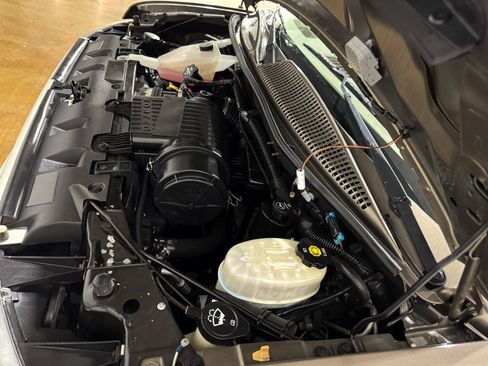 Used 2016 Chevrolet Express 2500 RWD image 36