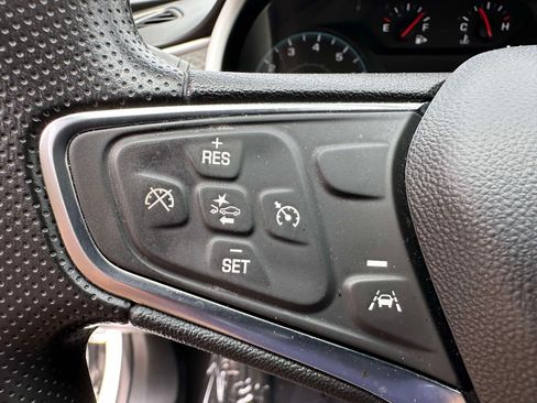 Used 2024 Chevrolet Malibu LS FWD image 16