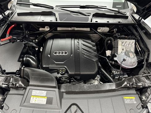 Certified 2025 Audi Q5 2.0T Premium Plus w/ Premium Plus Package image 28