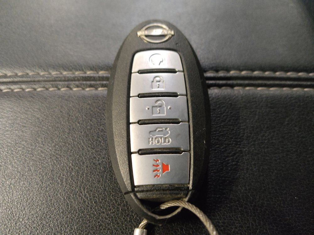 Used 2025 Nissan Altima 2.5 SV FWD image 32