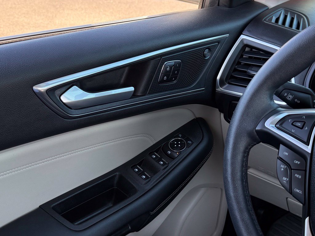 Used 2024 Ford Edge Titanium AWD/4WD image 25