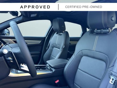 Used 2024 Jaguar XF R-Dynamic SE AWD/4WD image 5