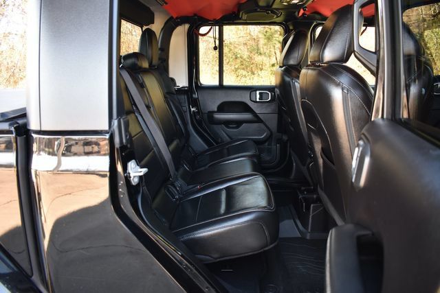 Used 2020 Jeep Gladiator Overland AWD/4WD image 16