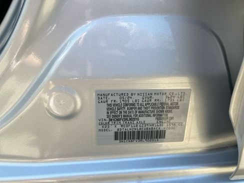 Used 2024 Nissan Versa SR FWD image 31