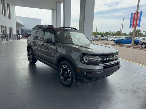 Certified 2022 Ford Bronco Sport Outer Banks w/ Tech Package AWD/4WD image 5