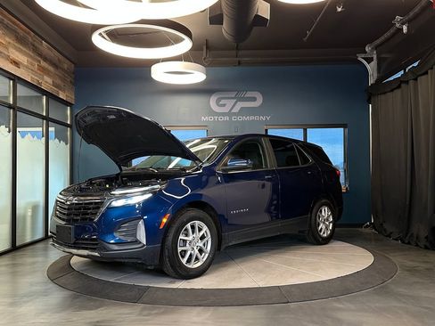 Used 2022 Chevrolet Equinox LT FWD image 24