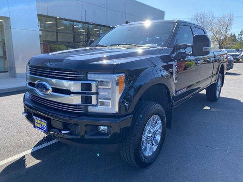Used 2019 Ford F350 Limited w/ FX4 Off-Road Package image 3