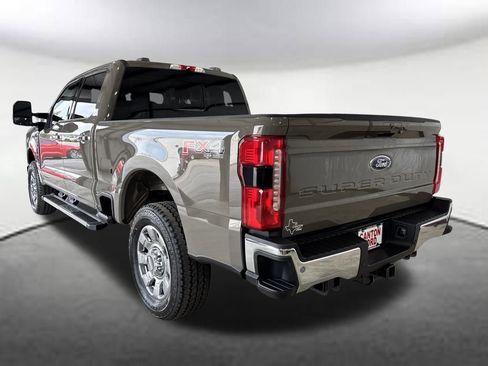 New 2026 Ford F250 Lariat w/ Chrome Package image 3