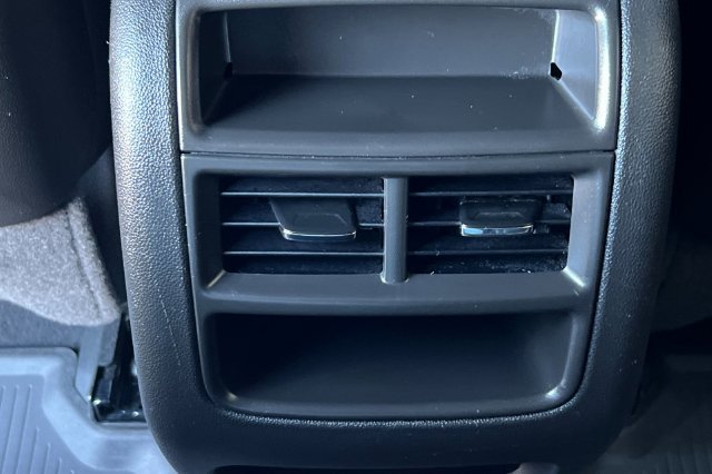Used 2023 Cadillac XT5 Luxury FWD image 14