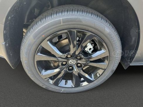 Used 2025 MAZDA CX-30 Carbon AWD/4WD image 11