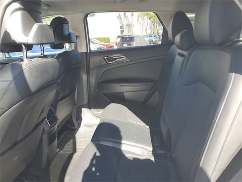 Certified 2023 Kia Sportage EX image 7