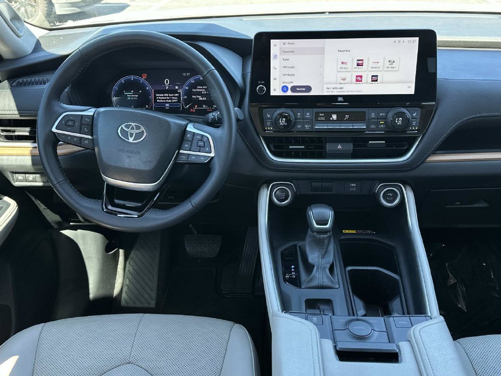Used 2024 Toyota Grand Highlander FWD image 21