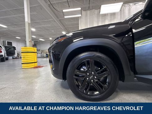 Used 2025 Chevrolet Trax ACTIV w/ Driver Confidence Package FWD image 41