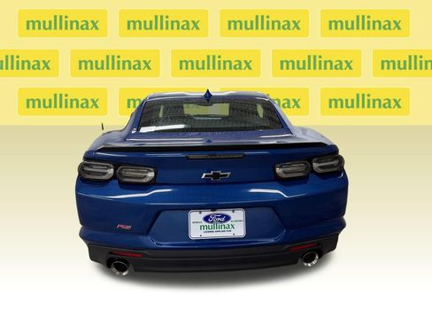 Used 2022 Chevrolet Camaro LT w/ RS Package RWD image 10
