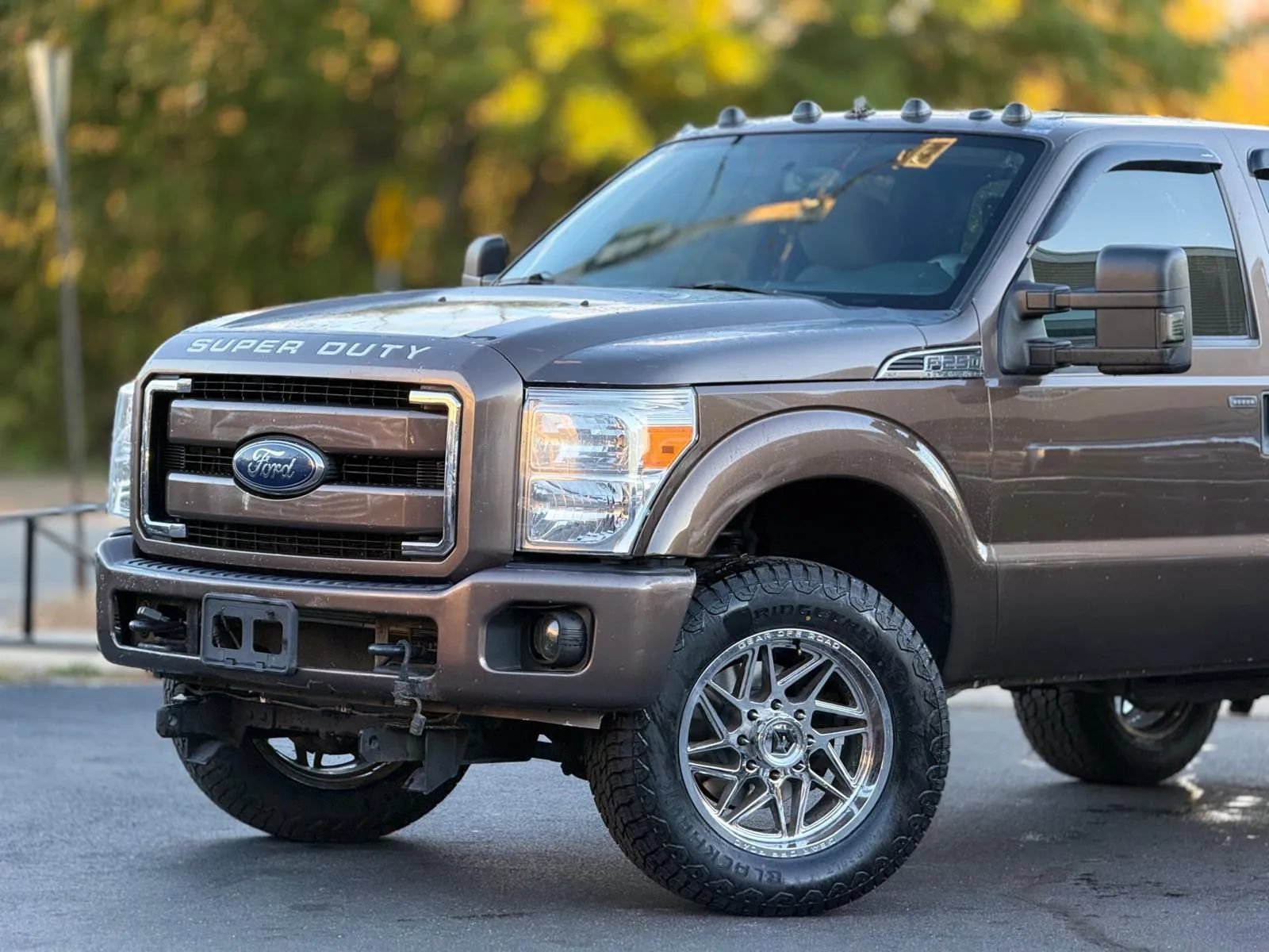 Used 2016 Ford F250 XLT w/ XLT Value Package AWD/4WD image 2
