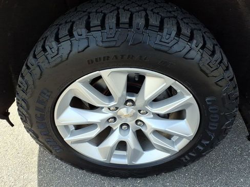 Certified 2022 Chevrolet Silverado 1500 Custom image 9