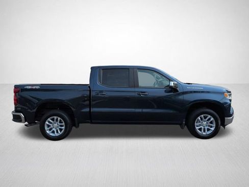 Used 2023 Chevrolet Silverado 1500 LT AWD/4WD image 11