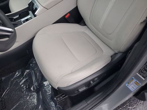 Certified 2025 Hyundai Tucson SEL AWD/4WD image 10