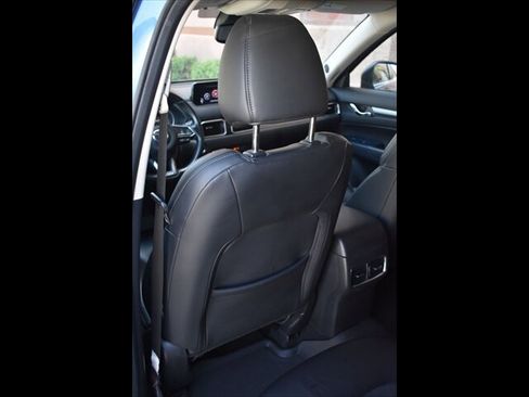 Used 2018 MAZDA CX-5 Touring w/ Preferred Equipment Package FWD image 21