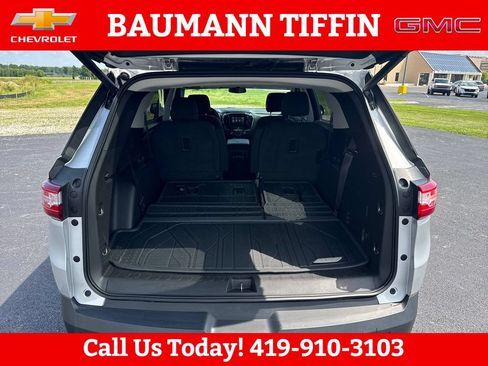 Used 2019 Chevrolet Traverse LT FWD image 28