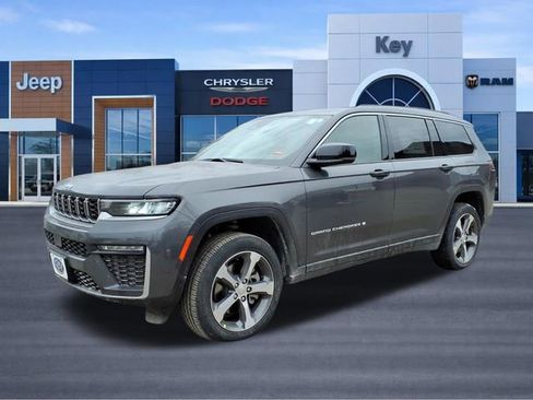 New 2026 Jeep Grand Cherokee L Limited AWD/4WD image 5