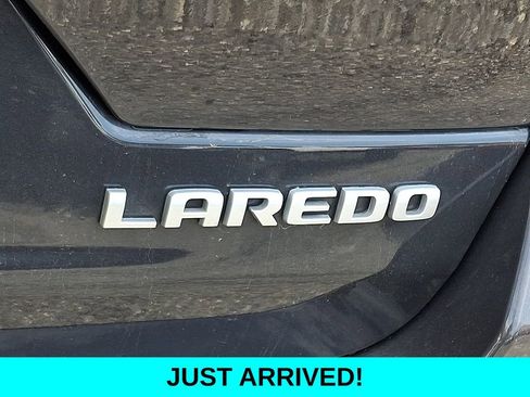 Used 2025 Jeep Grand Cherokee Laredo X w/ Luxury Tech Group I AWD/4WD image 30
