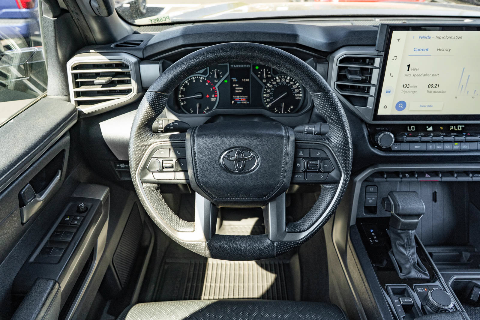 Used 2025 Toyota Tundra SR5 w/ SR5 Premium Package AWD/4WD image 23