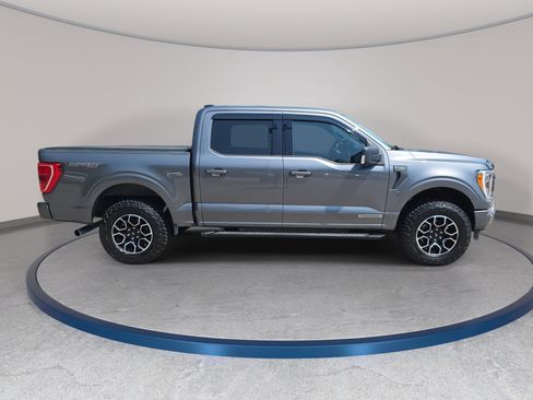 Used 2021 Ford F150 XLT w/ Equipment Group 302A High AWD/4WD image 4