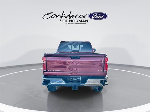 Used 2024 Chevrolet Silverado 3500 LTZ w/ LTZ Premium Package image 7