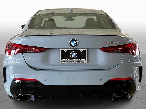 Used 2026 BMW M440i Coupe w/ Premium Package RWD image 4