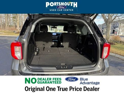Used 2022 Ford Explorer XLT w/ Equipment Group 202A image 12