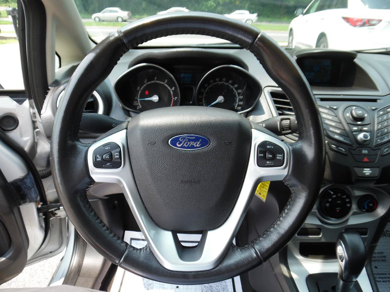 Used 2014 Ford Fiesta SE FWD image 13