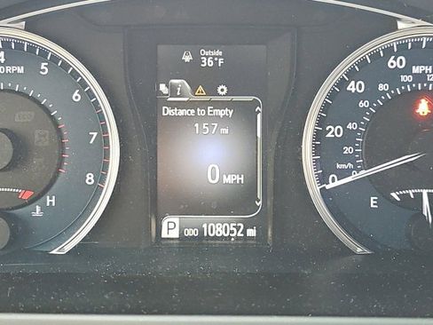 Used 2016 Toyota Camry LE image 17