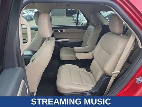Used 2023 Ford Explorer XLT w/ Equipment Group 202A AWD/4WD image 8