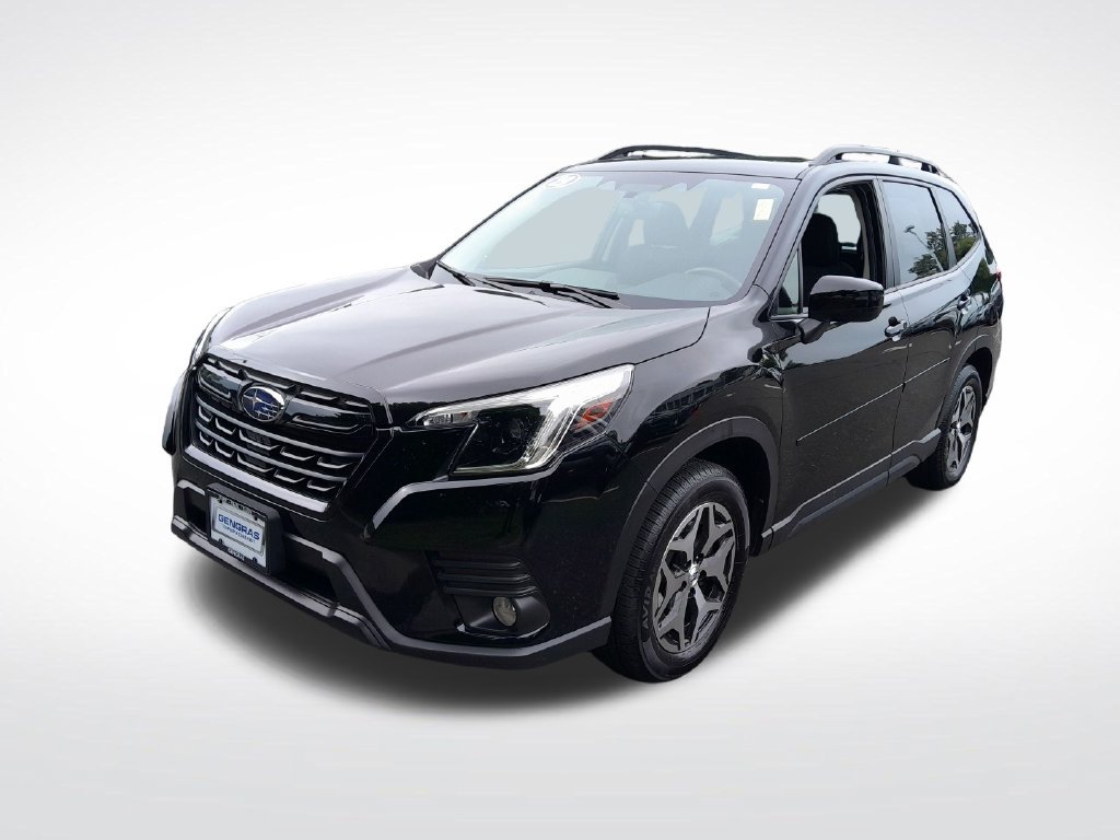 Used 2023 Subaru Forester Premium AWD/4WD image 3