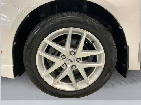 Used 2010 Ford Fusion SEL image 18