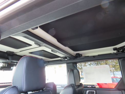 New 2026 Ford Bronco Raptor image 19