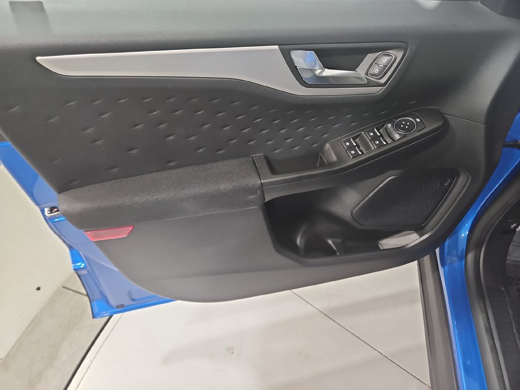 Used 2020 Ford Escape SE AWD/4WD image 11