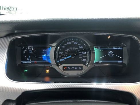 Used 2016 Ford Taurus SHO w/ Equipment Group 401A image 18