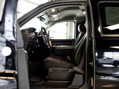 Used 2011 Chevrolet Silverado 2500 LT w/ Interior Plus Package image 29