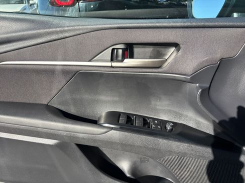 Used 2025 Toyota Camry LE image 18
