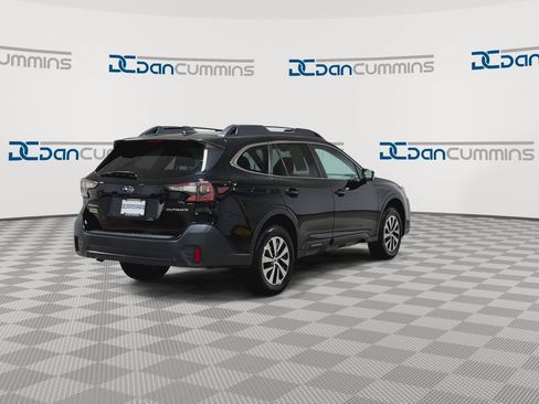 Used 2022 Subaru Outback Premium AWD/4WD image 9